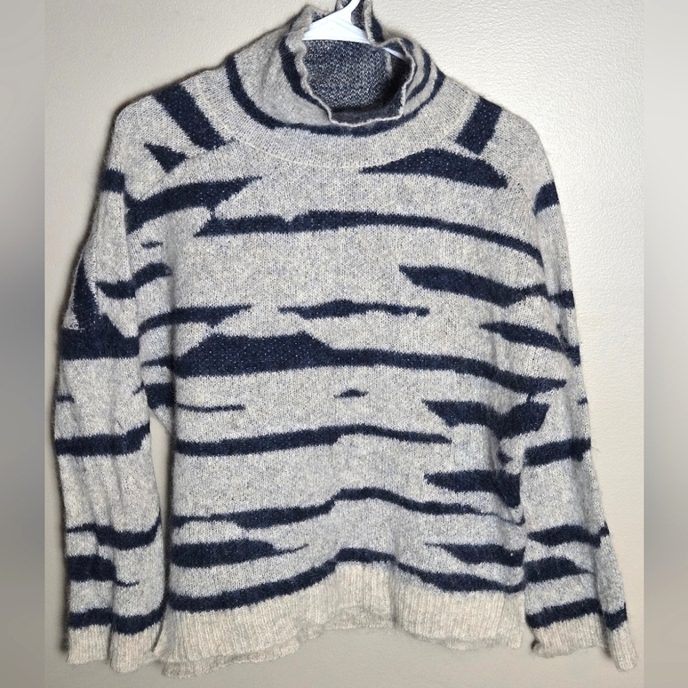 Women's Wrap London Baby Alpaca & Merino Blend Hygge Style Sweater, Size 2